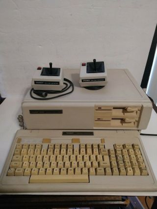 Vintage Tandy 1000 Sx Personal Computer Model 25 - 1051 Powers On W