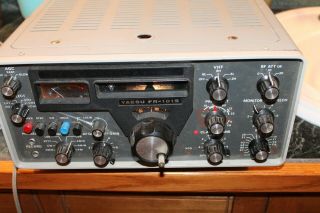 Yaesu Fr - 101s Vintage Ham Radio Solid State Receiver Powers On Looks Great