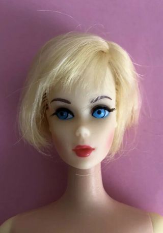 Vintage Barbie Twist`n Turn Waist 1969