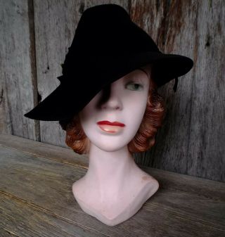 Vintage 1940s Woman Lady Mannequin Head - Store,  Display,  Hat