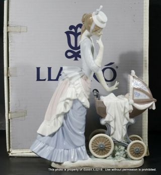 Vintage Lladro Porcelain Figurine " Baby 