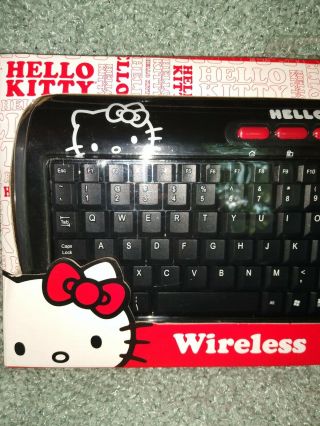 Factory Hello Kitty Wireless USB Keyboard 2.  4 Ghz Plug ' n Play 2
