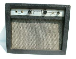 Vintage 1964 Airline (silvertone) Montgomery Ward 62 - 9012a Tube Guitar Amp