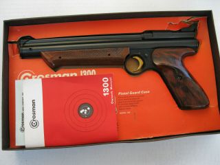 Crosman Medalist Ii Model 1300,  22 Cal Pellet Pistol & Box Vintage 1970 - 1976