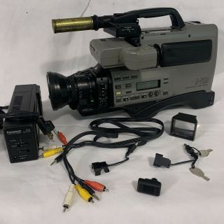 Panasonic Ag - 460 S - Vhs Amorphous Pro Head Camcorder Vtg With Accessories