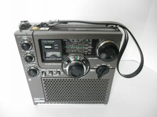Vintage 1975 Sony Icf - 5900 Multiband Shortwave Radio - Looks & Receives Well