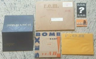 R.  E.  M.  Rem - 1994 Fanclub Package Including 7 " - Rare - - Michael Stipe