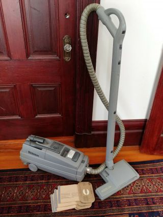 Vintage Electrolux Canister Vacuum Epic 6500 Sr With Power Nozzle And