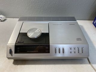 Vintage Magnavox Fd - 1000 Cd Player 1983 1st Model Audiophile As - Is