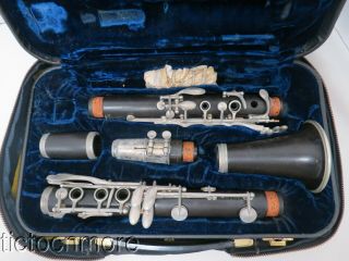 Vintage Buffet Crampon & Cie Paris France Clarinet Serial No.  147322 & Case