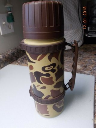 Camo Thermos Model 2490 1 Liter Capacity Metal Vacuum Bottle With Flip Stopper