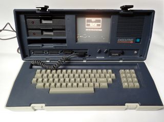 Vintage Osborne Executive Occ 2 Portable Computer,  Boots Up And Runs