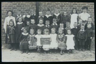Vintage Circa 1908 Bovingdon Green Marlow Infant School Rp Postcard