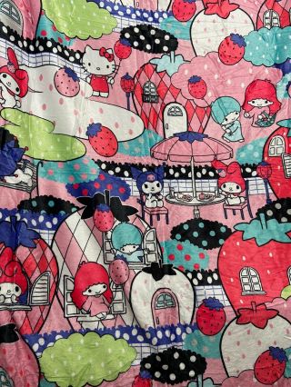 191108 Loot Crate Hello Kitty Sanrio Berry Lovely Reversible Throw Blanket