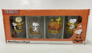 Peanuts Snoopy Set 4 Drinking Glasses Tumblers Thanksgiving Halloween Pint Size