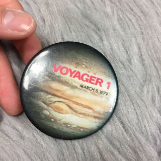 Vintage Voyager 1 1979 Mars Space Mission Pinback Souvenir Button