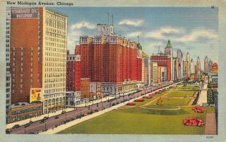 Michigan Avenue,  Chicago,  Illinois Streetview Skyline 1940s Vintage Postcard
