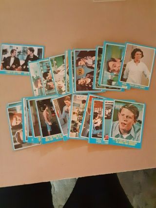 Non Sports 1976 Happy Days Complete Set Of 44 Cards Plus Set Of 11 Stickers