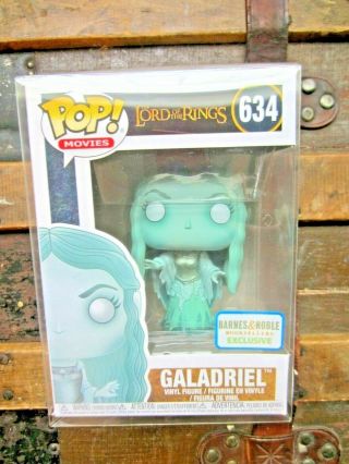 Funko Pop Movies 634 Lord Of The Rings: Galadriel Barnes & Noble In Protector