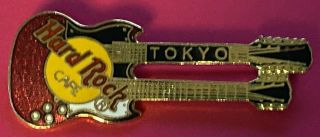Hrc Hard Rock Cafe Vintage Tokyo Japan Red Black Guitar Pin 2 3/8 " X7/8 " Pinback