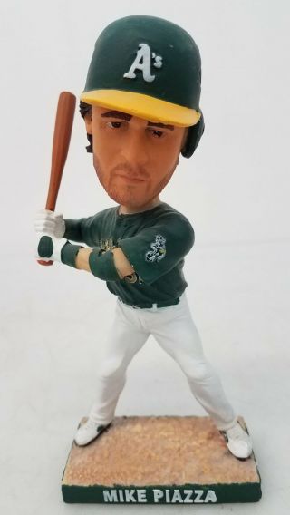Mike Piazza Limited Edition Oakland A ' s Bobblehead Doll IOB 2