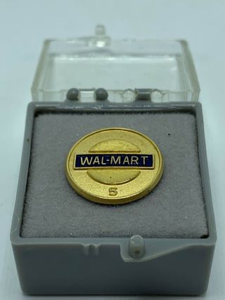 Walmart 5 Year Employee Anniversary Pin Brooch Lapel Pin Gold Tone Engraved 5 2