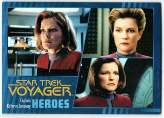 Star Trek Voyager Heroes & Villains Base Parallel 1 Captain Kathryn Janeway /100