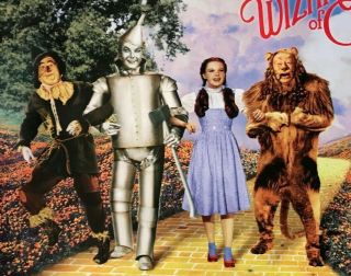 1998 The Wizard Of Oz Collectible Metal Lunchbox Dorothy Lion Tin Man Scarecrow 2