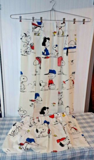 Vtg 1971 Peanuts Snoopy Charlie Brown Schultz Curtain Drapes Fabric 2 Panels 44 "