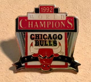 Vintage Chicago Bulls 1992 World Champions Collectible Lapel Pin Peter David