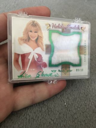 2012 Benchwarmer Holiday Authentic Swatch Card Autograph Green Lisa Gleave 9/10