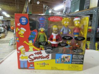 2001 The Simpsons Family Christmas Playmates Playset Toys R Us Exclusive