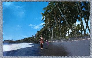 Vintage Hawaii Postcard - Pretty Island Girl On Black Sand Beach Of Kaimu H - 7