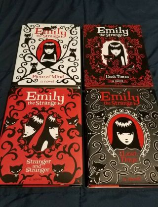Emily The Strange Novels By Rob Reger/buzz Parker/jessica Gruner