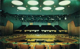 Vintage United Nations Economic & Social Council Chamber Nyc Postcard 68202