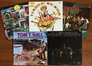 5 Tom T.  Hall Lps: " I Witness Life  The Storyteller  In Search Of A Song " (, 2)