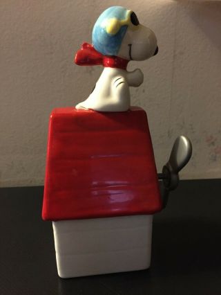 SNOOPY PEANUTS Flying Ace Doghouse WILLITTS VINTAGE CERAMIC MUSIC BOX FIGURINE 3