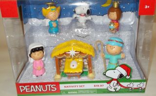 Peanuts Snoopy Charlie Brown Nativity Set Lucy Sally Peppermint Patty Manger