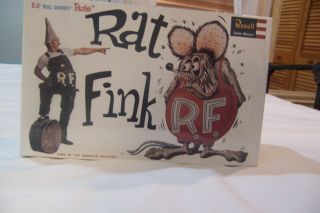 Ed " Big Daddy " Roth Revel 1999 Rat Fink Model Kit Factory