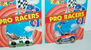 (2) Matchbox Looney Tunes Pro Racer Diecast Partners Road Runner & Wile E Coyote 2