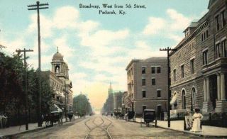 Vintage Postcard Broadway West From 5th Street Paducah,  Kentucky Unposted