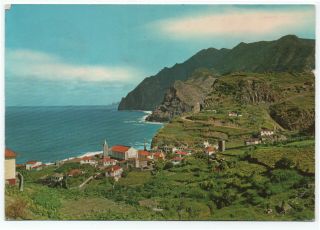 (p4537) Porto Da Cruz,  Madeira.  Vintage 1970s Postcard