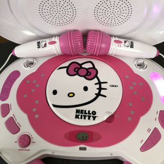 Hello Kitty Cd Player And Karaoke Machine W/2 Microphones (flashing Disco Lights
