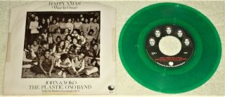 7 " (green) 45 Rpm Record By John Lennon & Yoko Ono / Apple 1842 / Happy Xmas