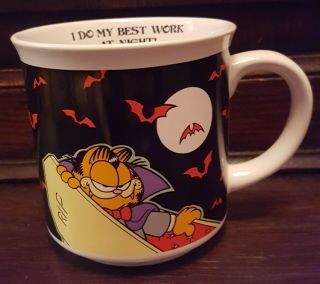 Halloween Vampire Garfield I Do My Best Work At Night Coffee Mug Enesco 1978
