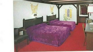 Vintage Advertising Postcard Picture Of Knights Inn Room With Double Bed 1970s
