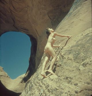 Vintage Pinup Stereo Slide 1950s Realist 3d - Climbing A Wall