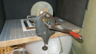 Awesome Vintage Luther Grinder Sharpener Hand Crank Bench Mount Tool Sharpener