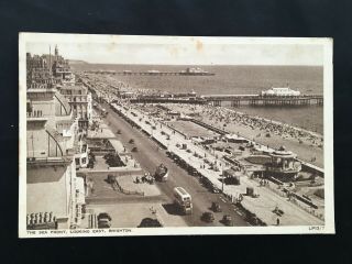 Vintage Collectable Postcard - C1920s - The Sea Front,  Looking East,  Brighton