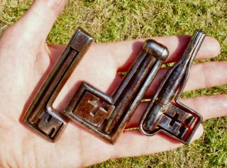 Three rare 18th century French wrought iron folding keys 2